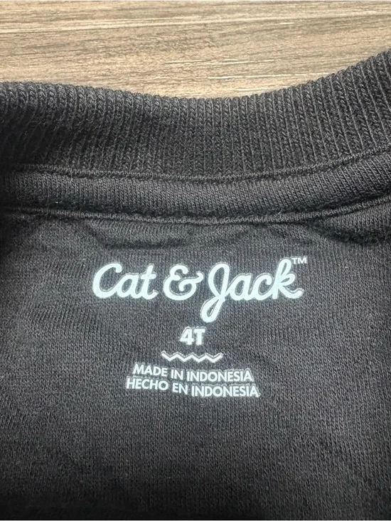 Cat & Jack Black Quilted Crewneck Sweater - Picture 4 of 5